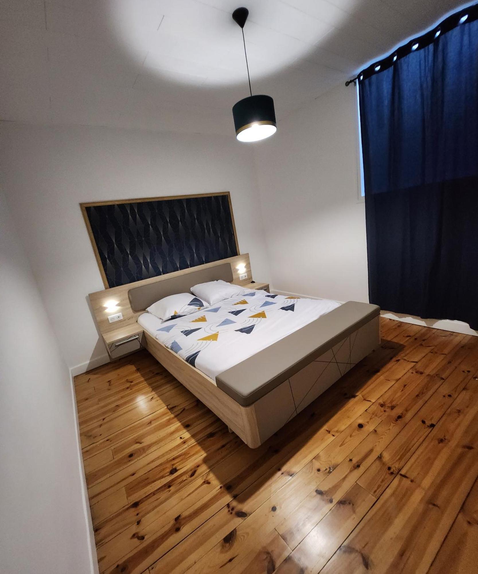 Chaleureux Appartement Refait A Neuf Vic-sur-Cère Dış mekan fotoğraf
