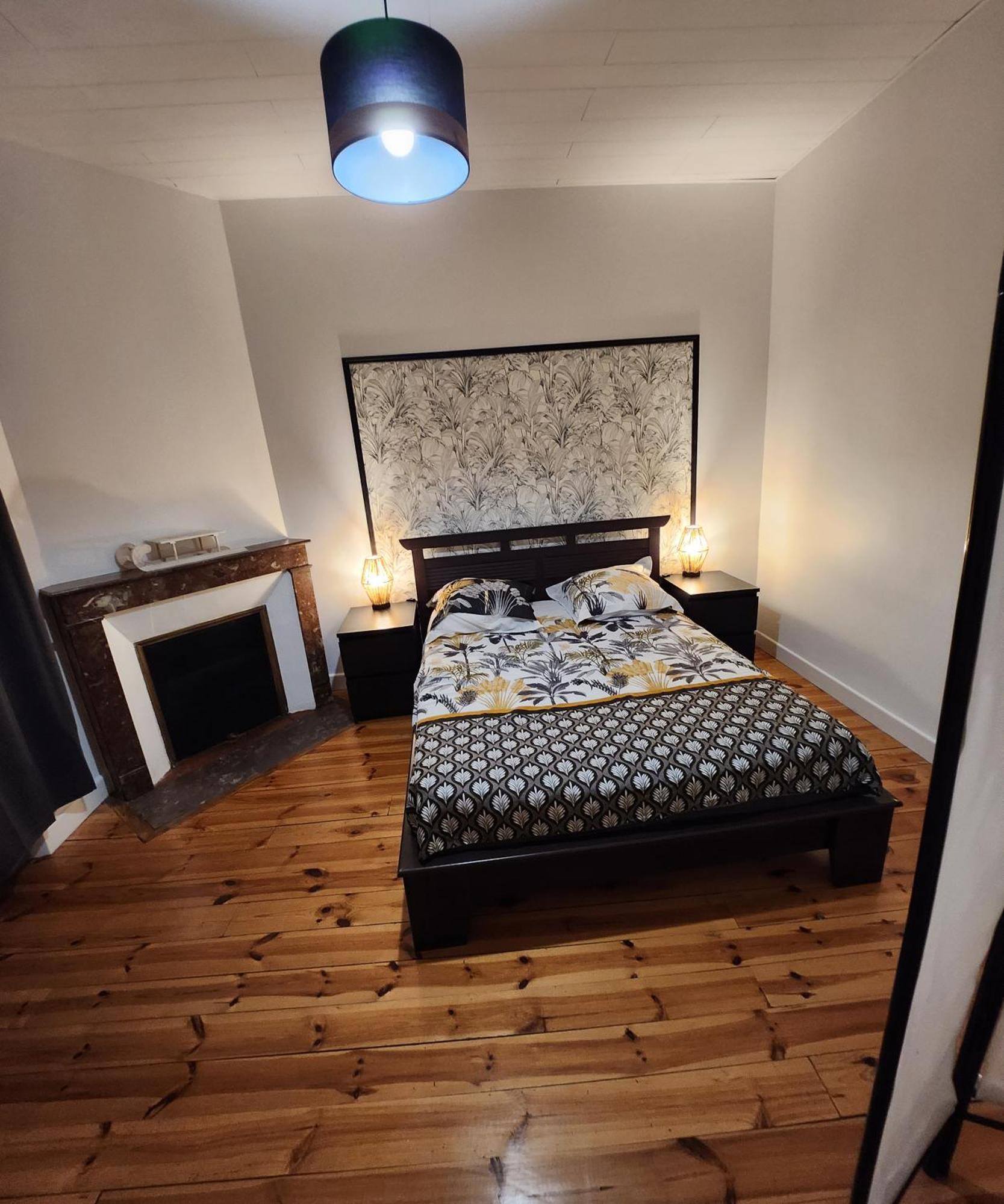 Chaleureux Appartement Refait A Neuf Vic-sur-Cère Dış mekan fotoğraf